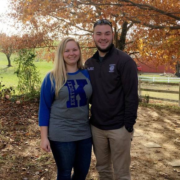 Meet your Posher, Madison - Picture 1 of 1